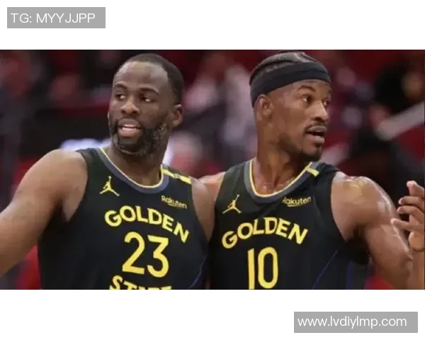 德雷蒙德格林的篮球智慧与场上领导力探讨